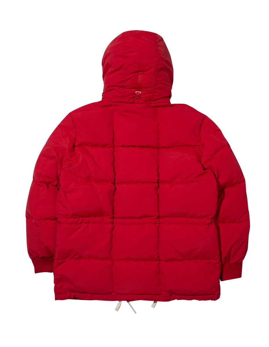 E14F85E2-05BE-40CF-8794-