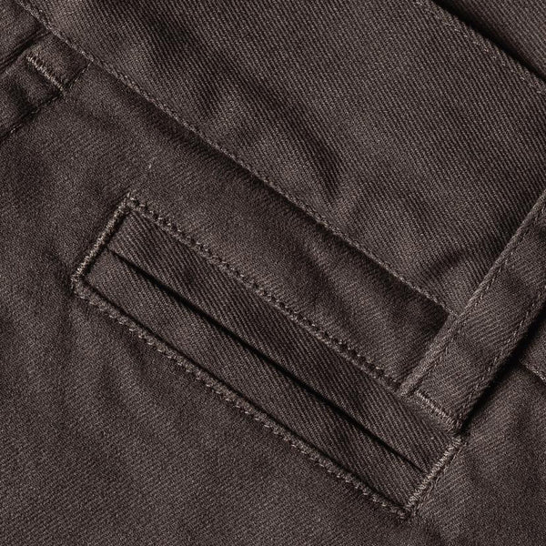 The Slim Chino in Organic Ash